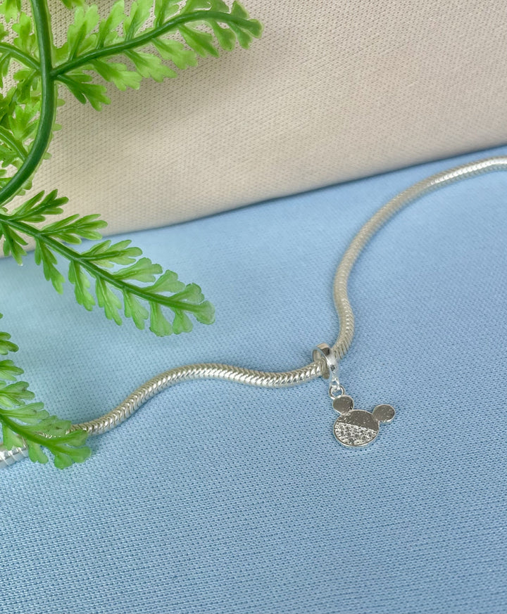 9849677f7b3c78185a1ba9153587b988