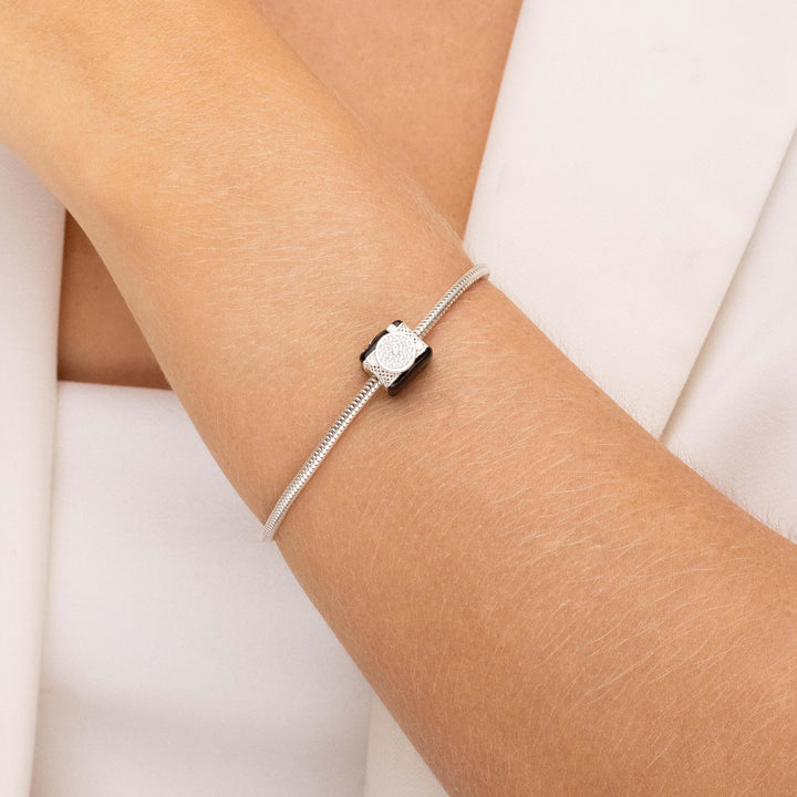 034051b1dbd26a7ed6924c03d49a786e