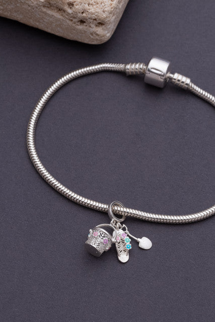 cf9db6c53ba42a3c7627ab2785f7c8c1