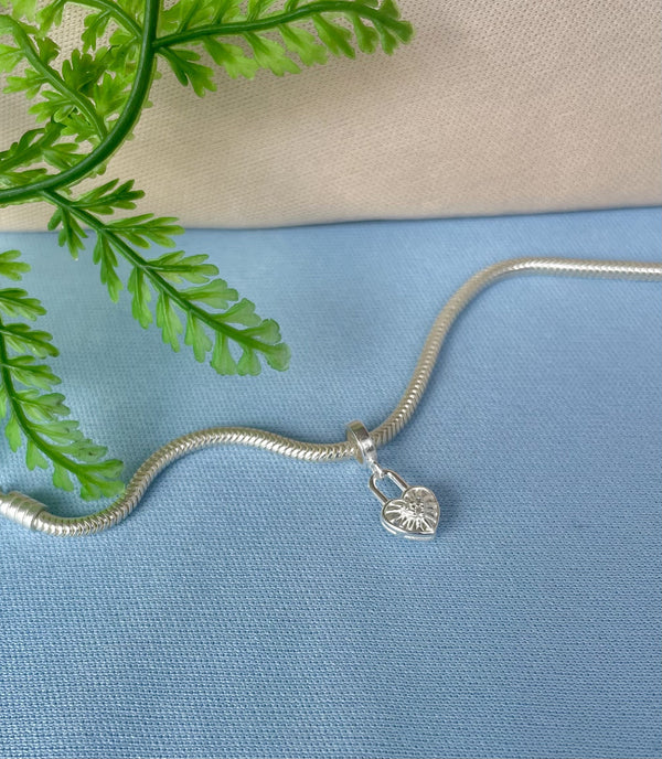 dcbbf2aec606880757403b651658e006