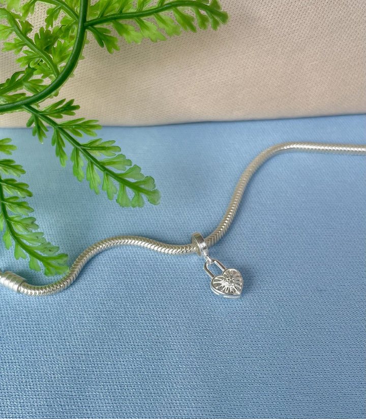 dcbbf2aec606880757403b651658e006