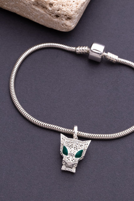 b21d172a79d2d766520b4c968eaa42a4