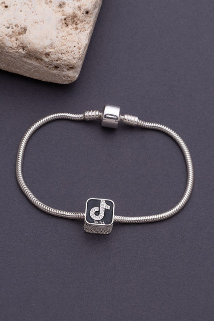 49506309cd34dfbc07e633a5483a5842