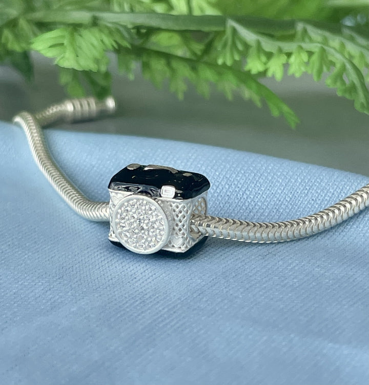 9bd9ec5d98f64f62e8de8328be608e89